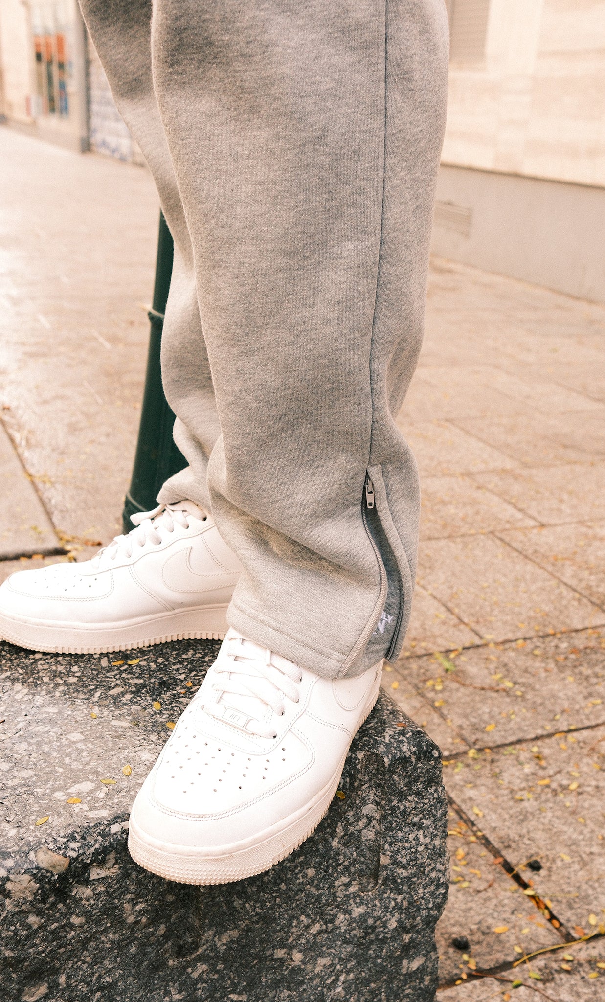 Précommande : Le Jogging Gris